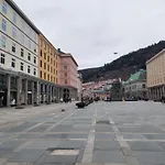 Center * Bergen